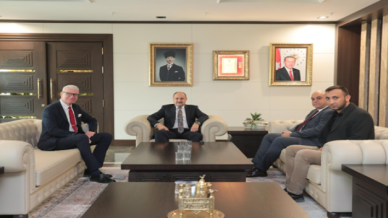 Büyükelçi Vaivars'dan Başkan Gülpınar'a ziyaret